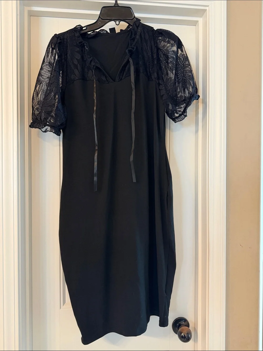 SHEIN Black Lace-Yoke Midi Sheath Dress - Picture 3 of 3